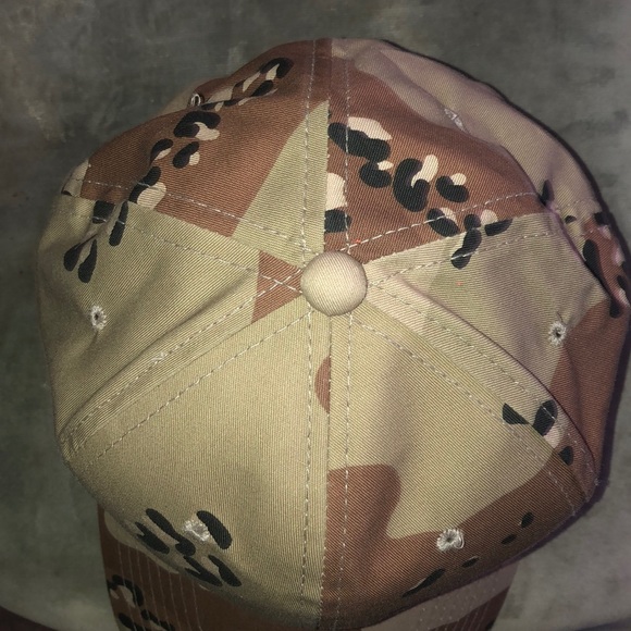Desert Camo SnapBack - Picture 2 of 7